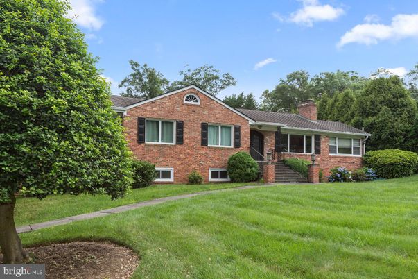 Exterior, Facade, Brick Facade, Brick Traditional