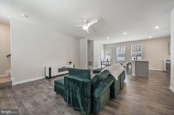 Dining room, Interior, Kitchen, Recessed Lighting, Wood Texture Flooring
