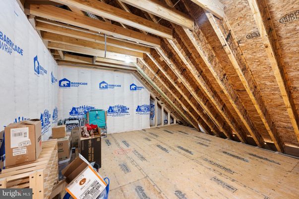 Empty room, Interior, Wooden Beams, Wooden Ceilings