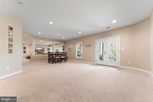 Dining room, Interior, Recessed Lighting