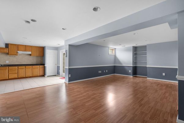 Empty room, Interior, Kitchen, Recessed Lighting, Wood Texture Flooring