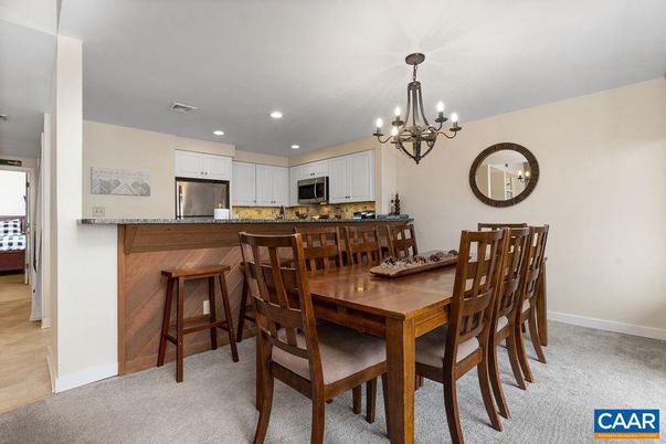 Chandelier, Dining room, Interior, Kitchen, Recessed Lighting, Stainless Steel Appliances