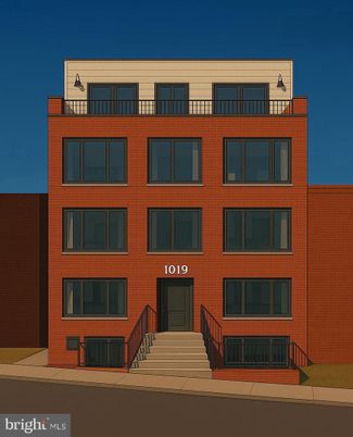 Exterior, Facade, Brick Facade, Rowhouse