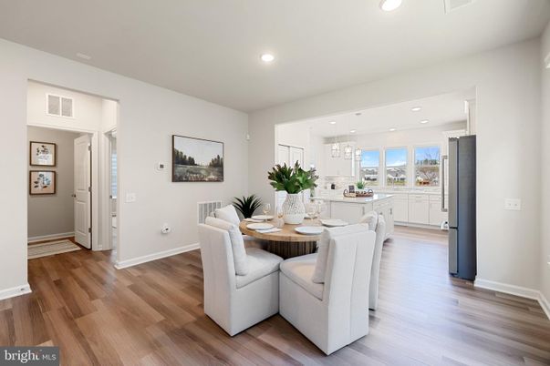 Dining room, Interior, Kitchen, Pendant Lights, Recessed Lighting, Wood Texture Flooring