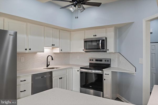 Interior, Kitchen, Stainless Steel Appliances