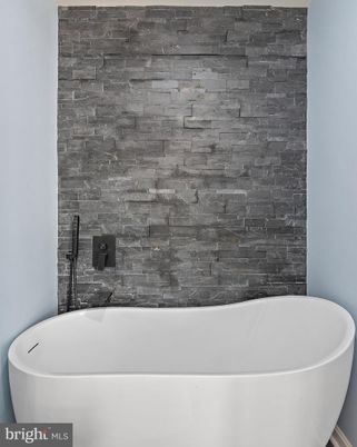 Bathroom, Free Standing Baths, Interior