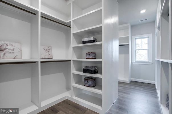 Interior, Recessed Lighting, Walk-in Closets, Wood Texture Flooring