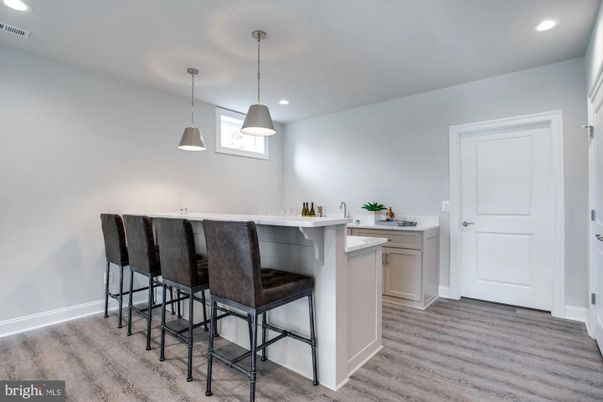Interior, Pendant Lights, Recessed Lighting, Wood Texture Flooring