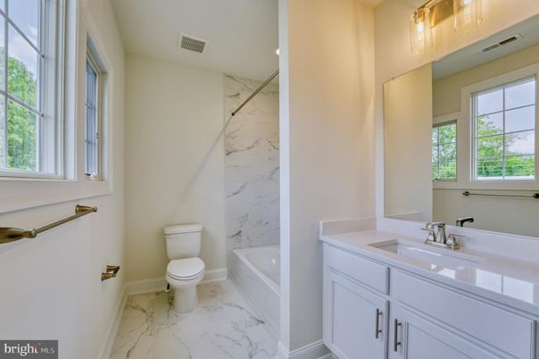 Bathroom, Interior, Marble, Marble Walls, Recessed Lighting