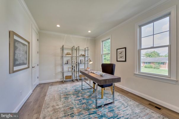 Home Office, Interior, Recessed Lighting, Wood Texture Flooring