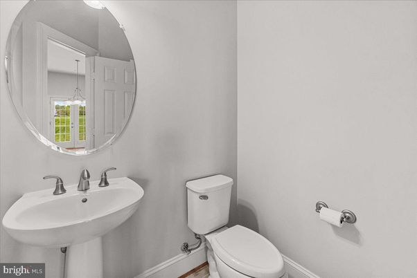 Bathroom, Interior, Pendant Lights