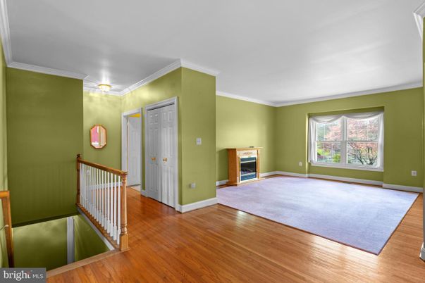 Empty room, Fireplace, Interior, Wood Texture Flooring