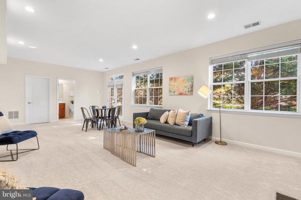 Dining room, Interior, Living room, Recessed Lighting