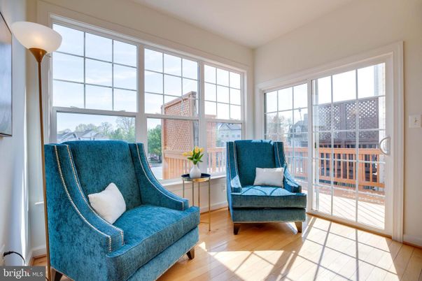 Interior, Sun Room, Wood Texture Flooring