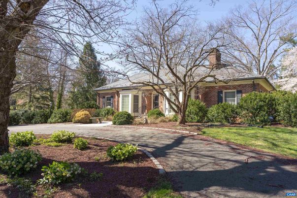 Exterior, Facade, Brick Facade, Cape Cod