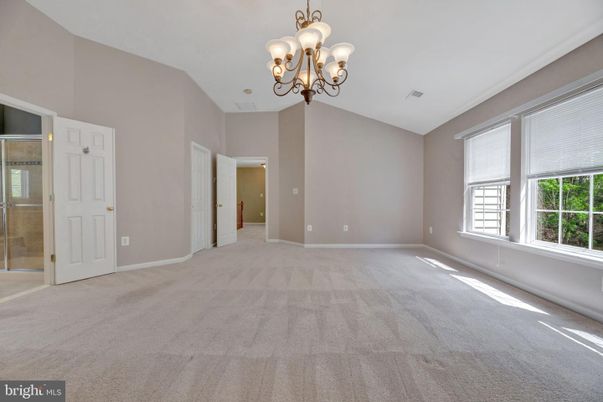 Chandelier, Empty room, Interior