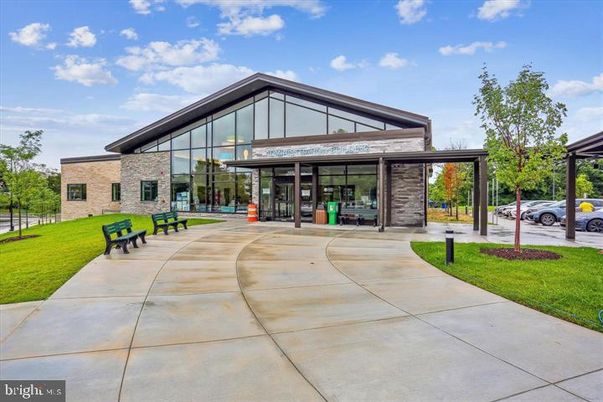Backyard, Exterior, Facade, Modern