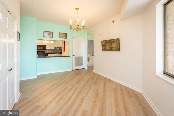 Chandelier, Empty room, Interior, Kitchen, Wood Texture Flooring