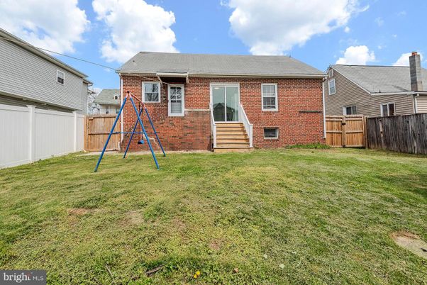 Backyard, Exterior, Playground