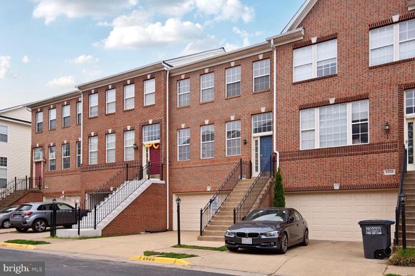 Attached, Exterior, Facade, Brick Facade, Rowhouse