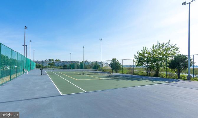 Exterior, Tennis Courts