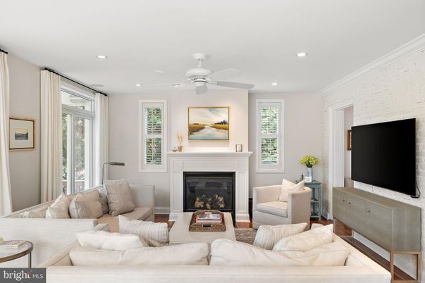 Fireplace, Interior, Living room, Recessed Lighting