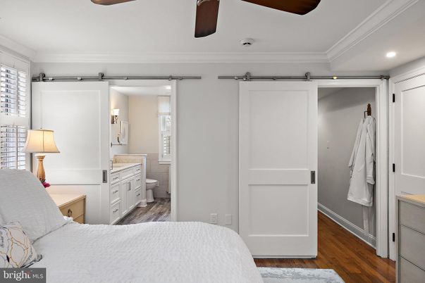 Bathroom, Bedroom, Interior, Recessed Lighting, Wood Texture Flooring