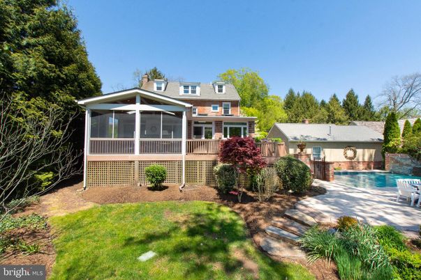 Backyard, Exterior, Pool