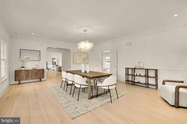 Chandelier, Dining room, Interior, Recessed Lighting, Wood Texture Flooring