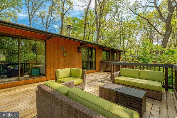 Exterior, Wood Texture Flooring