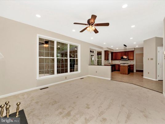 Empty room, Interior, Kitchen, Pendant Lights, Recessed Lighting