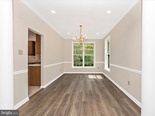 Chandelier, Empty room, Interior, Recessed Lighting, Wood Texture Flooring