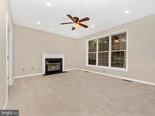 Empty room, Fireplace, Interior, Recessed Lighting