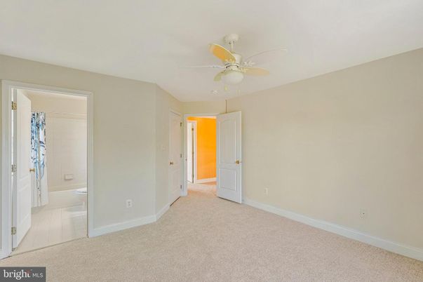 Bathroom, Empty room, Interior