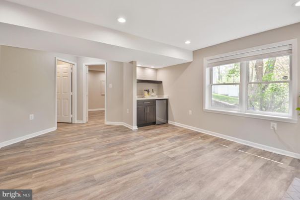 Empty room, Interior, Kitchen, Recessed Lighting, Wood Texture Flooring
