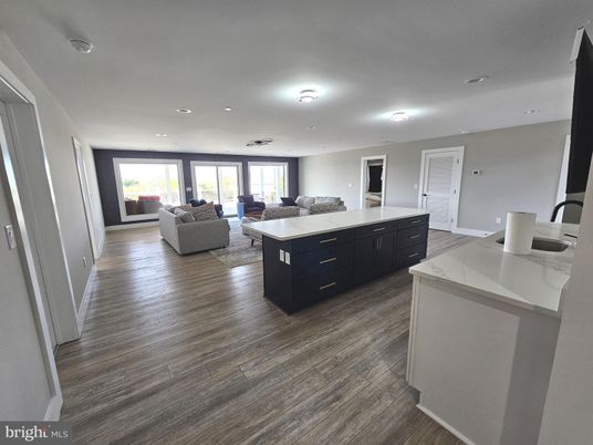 Interior, Kitchen, Living room, Recessed Lighting, Wood Texture Flooring