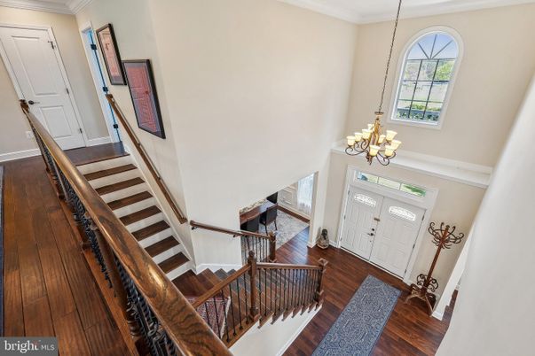 Chandelier, Interior, Wood Texture Flooring