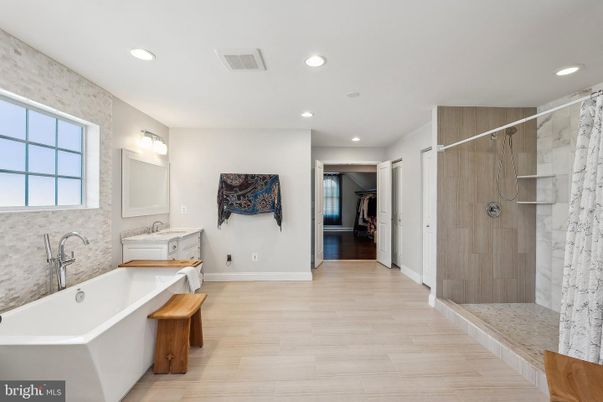 Bathroom, Free Standing Baths, Interior, Recessed Lighting, Wood Texture Flooring