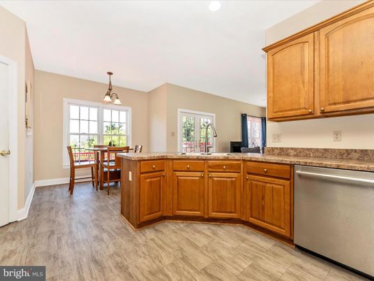 Dining room, Interior, Kitchen, Pendant Lights, Recessed Lighting, Wood Texture Flooring