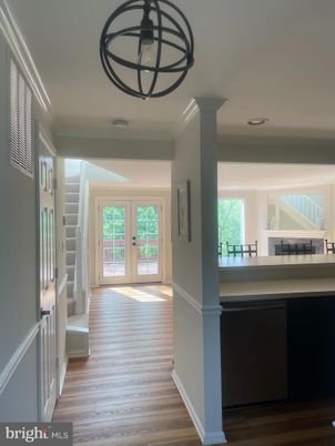 Interior, Pendant Lights, Recessed Lighting, Wood Texture Flooring