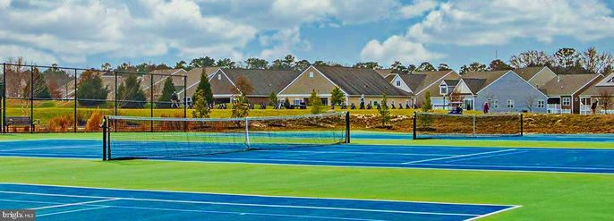 Exterior, Tennis Courts
