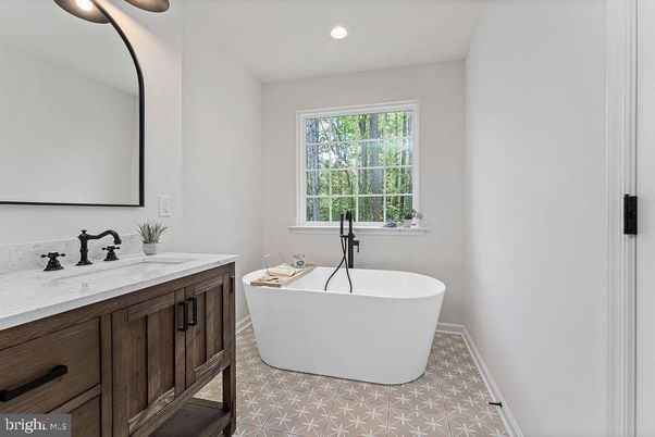 Bathroom, Free Standing Baths, Interior, Recessed Lighting