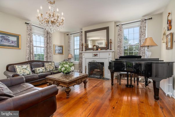 Chandelier, Fireplace, Interior, Living room, Piano, Wood Texture Flooring