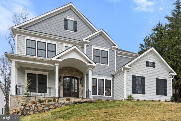 Exterior, Facade, Farmhouse