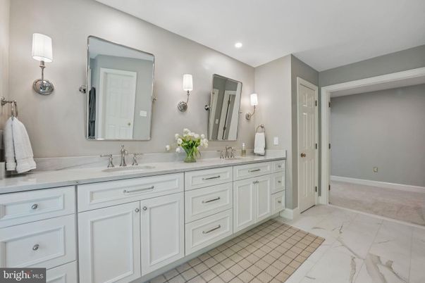 Bathroom, Dual Sink Vanities, Interior, Marble, Recessed Lighting