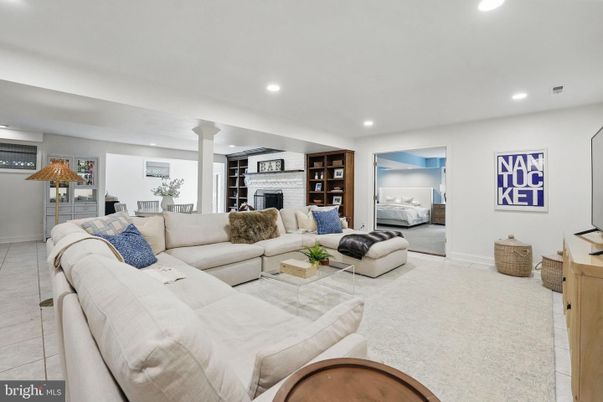 Fireplace, Interior, Living room, Recessed Lighting