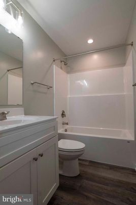 Bathroom, Interior, Recessed Lighting, Wood Texture Flooring