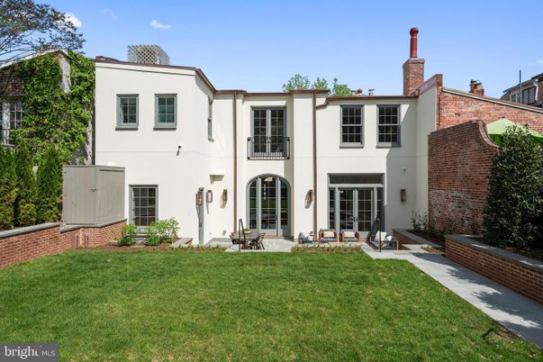 Backyard, Exterior, Facade, French Provincial