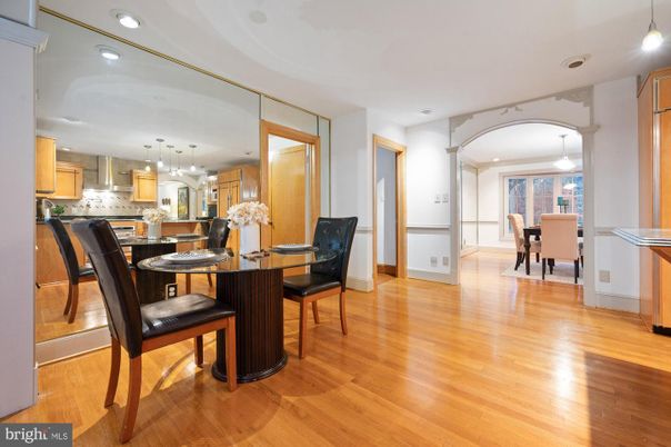 Dining room, Interior, Kitchen, Pendant Lights, Recessed Lighting, Wood Texture Flooring
