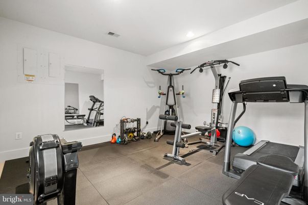 Fitness Equipment, Interior, Recessed Lighting